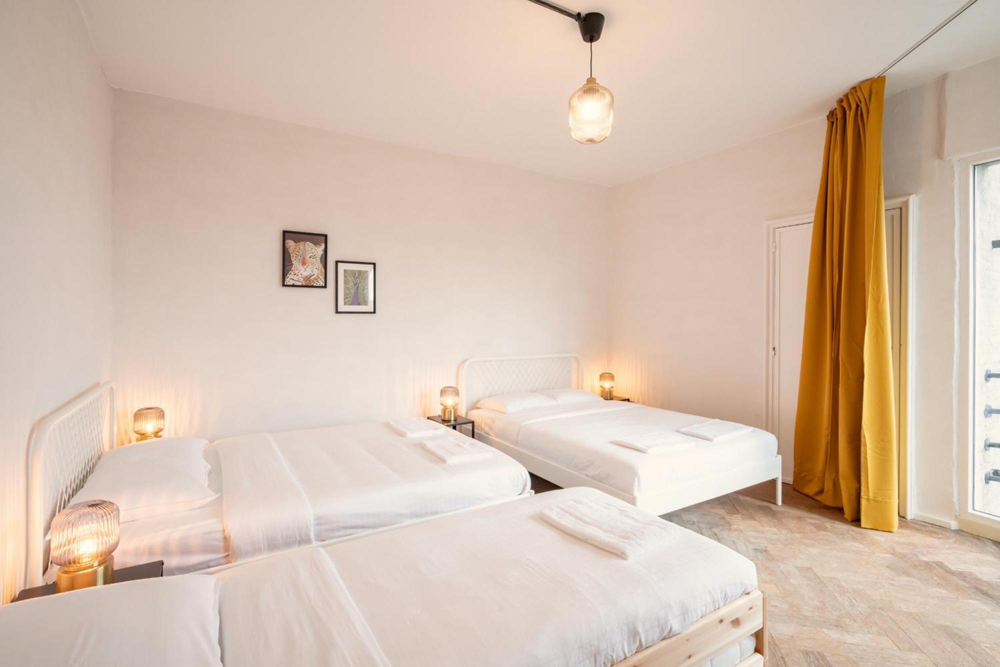 Very Large Station Appartement *